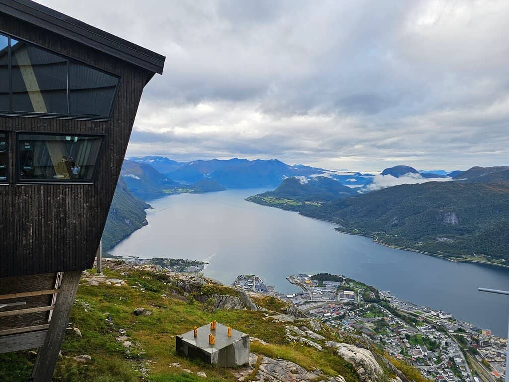 Romsdalsgondolen Ride