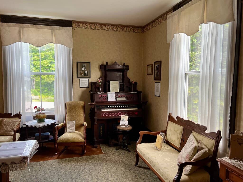 The Enchanting Grounds