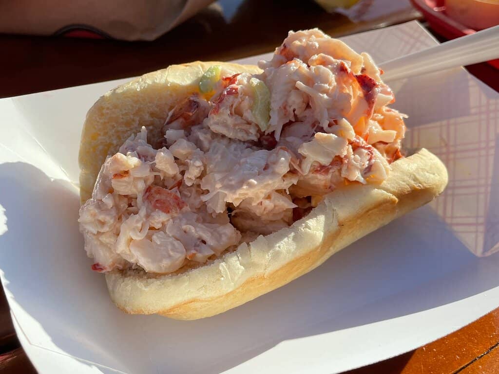 Dockside Dining Experience