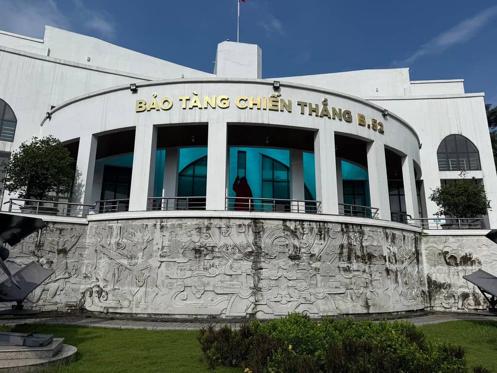 Anti-Aircraft Weapons & Radars