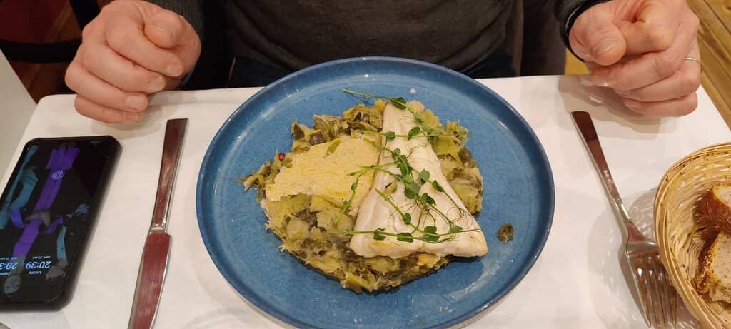 Warm and Elegant Ambiance