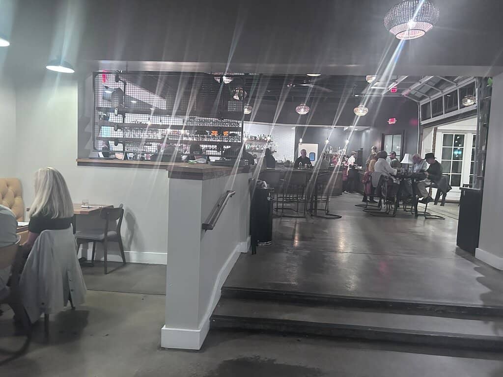 Cozy Ambiance and Live Music