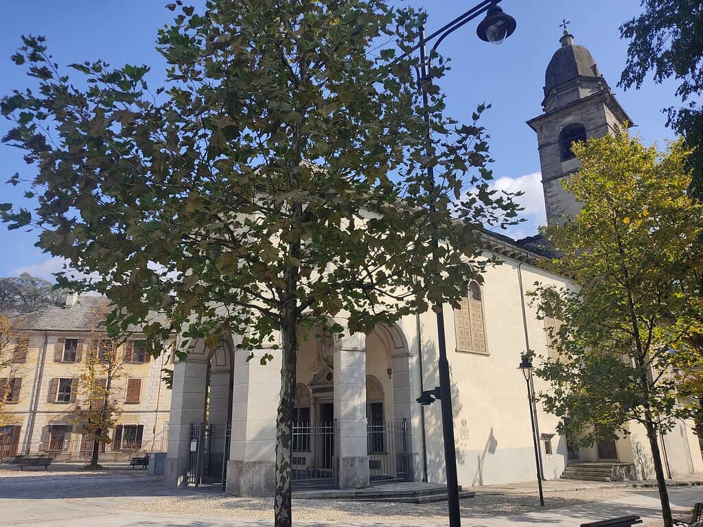 Panoramic Valley Views