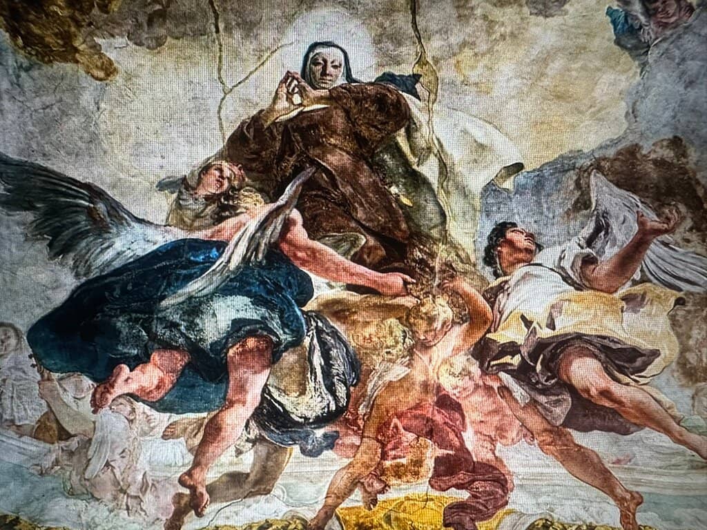 Proximity to Santa Lucia