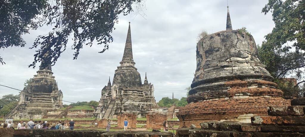 The Three Majestic Chedis