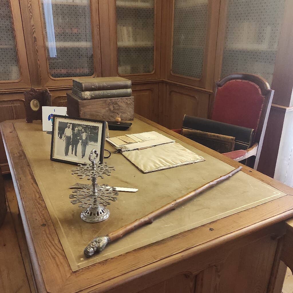 The Extensive Library