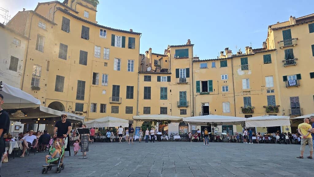 The Unique Oval Shape