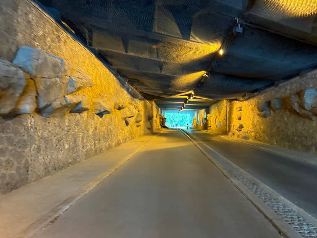 Tunnel des Tuileries