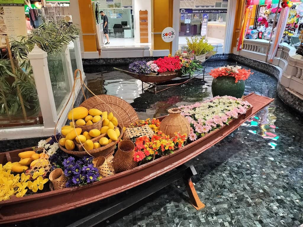 Authentic Thai Ambiance