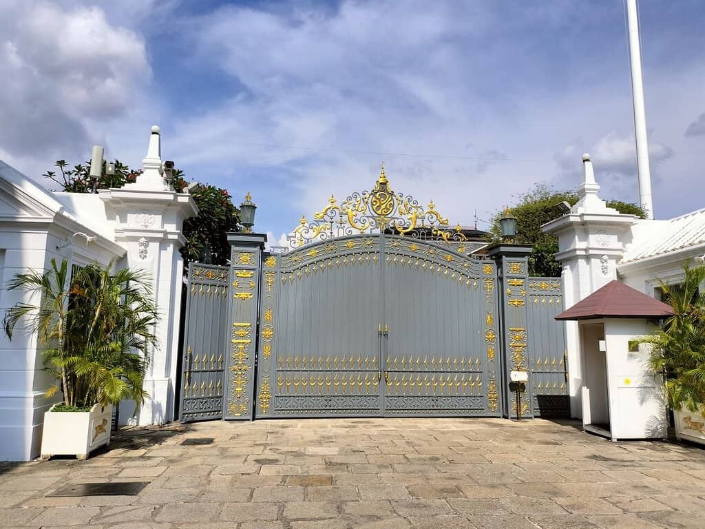 Intricate Architecture