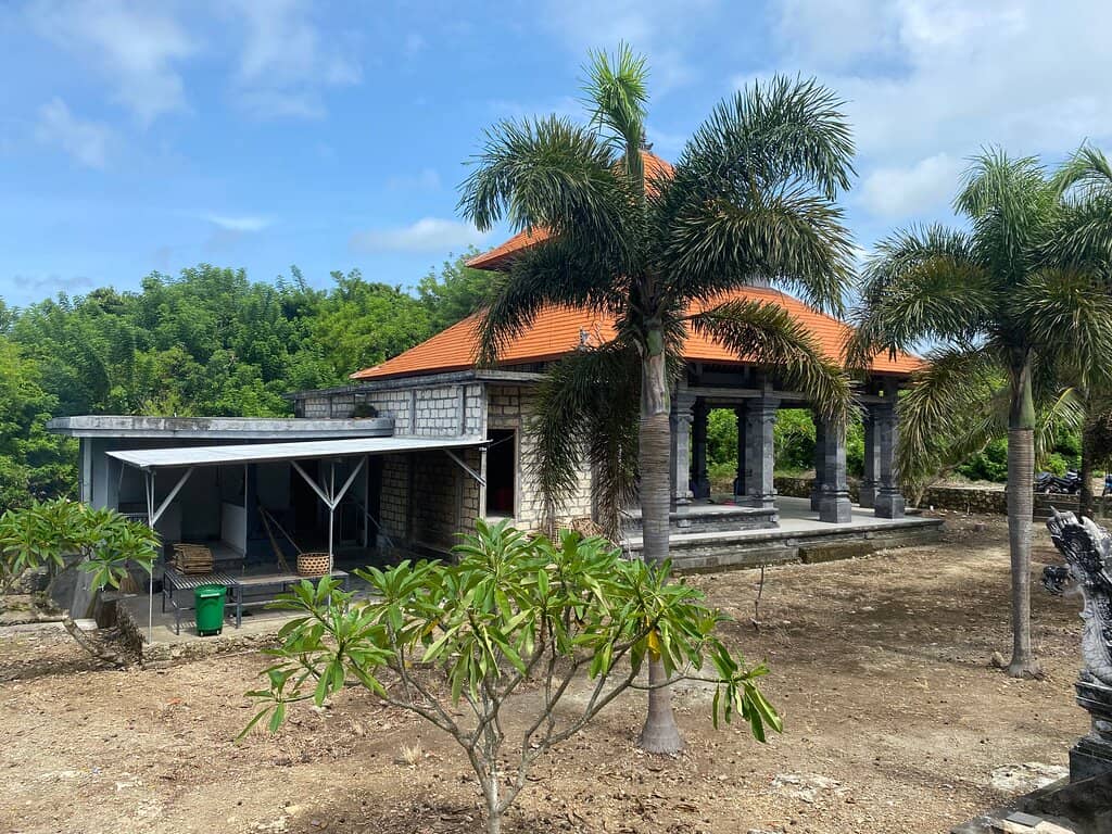 Vibrant Underwater World