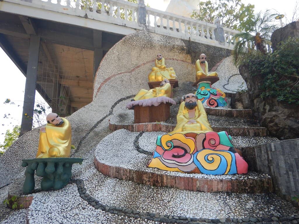 Lush Greenery and Gardens