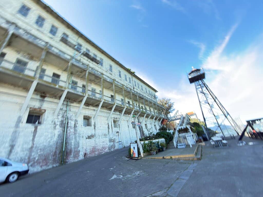 Views of the Golden Gate Bridge