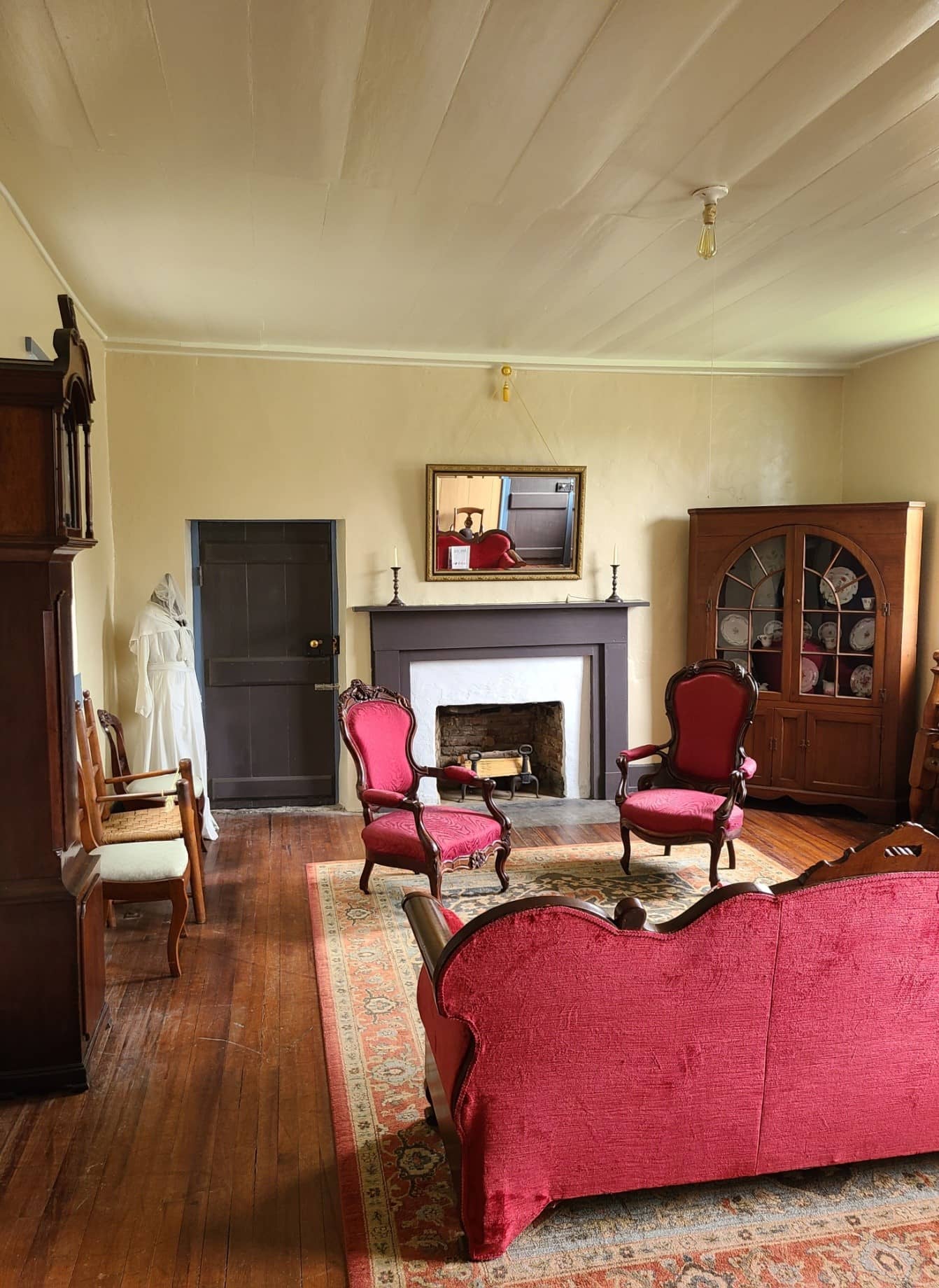 Period Furnishings & Equipment