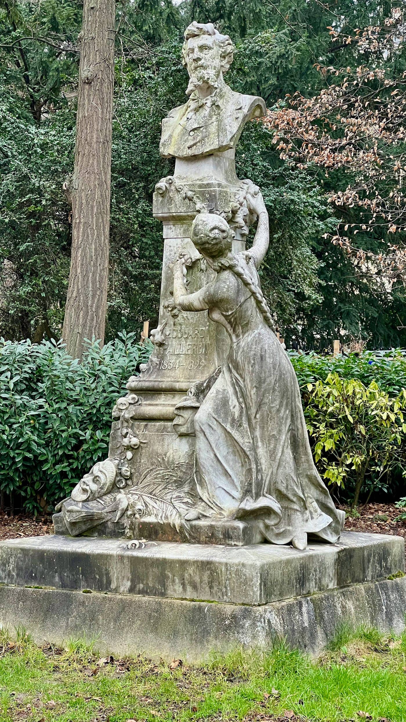 Hidden Follies & Statues
