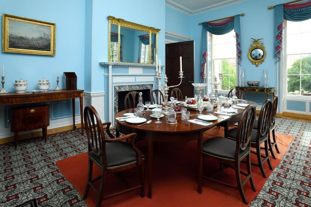Period Furnishings & Decorative Arts
