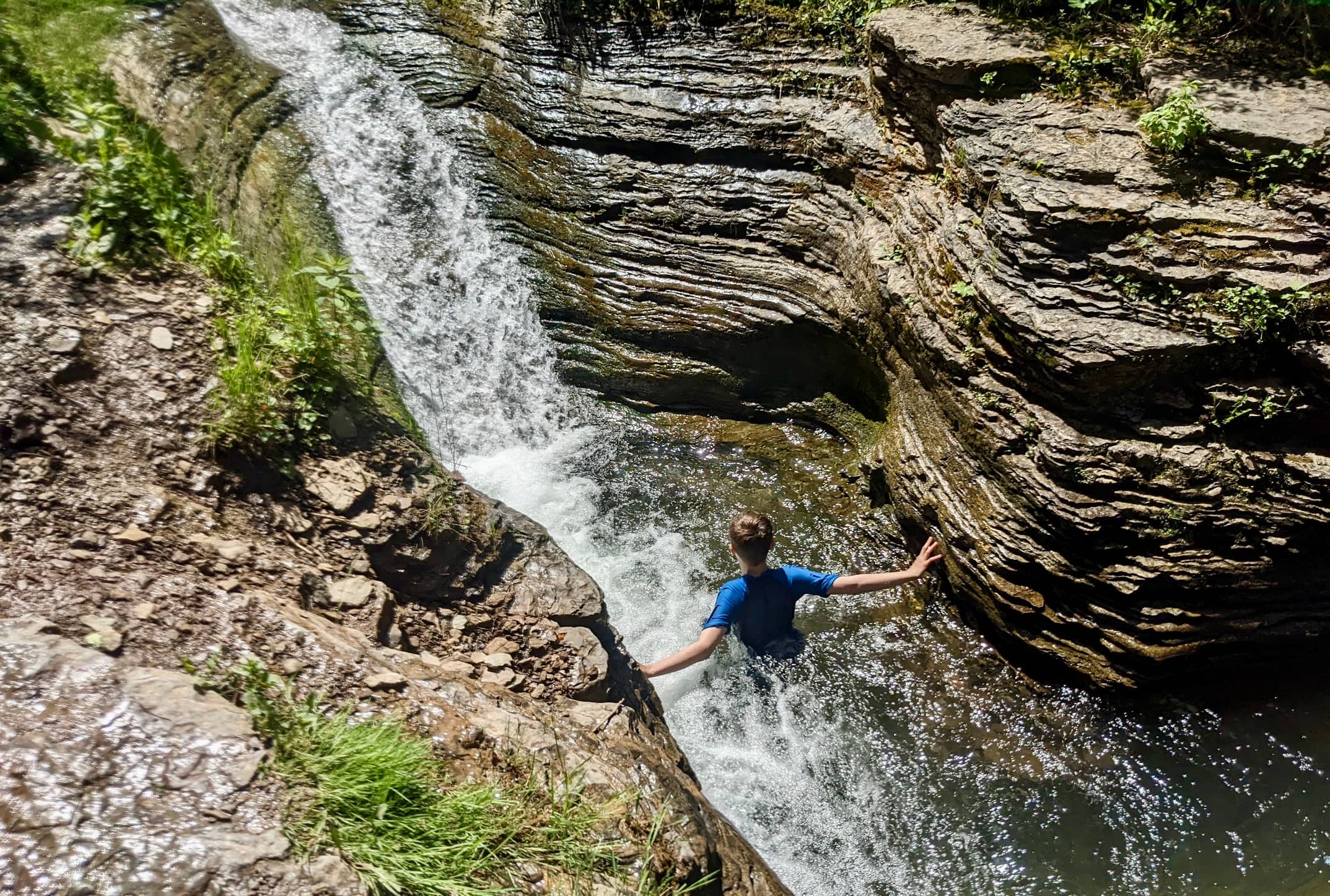 Devil's Bathtub Trail