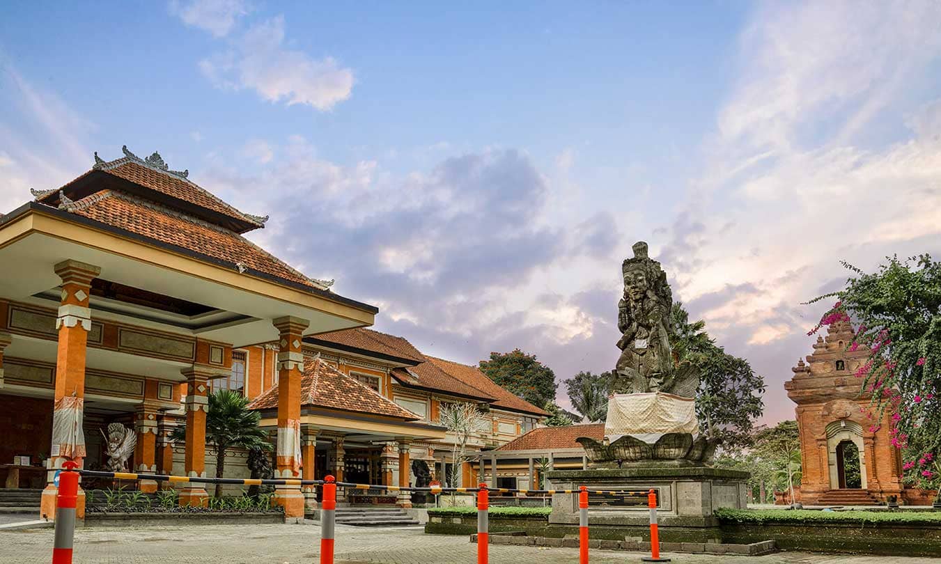Works by Western Artists in Bali