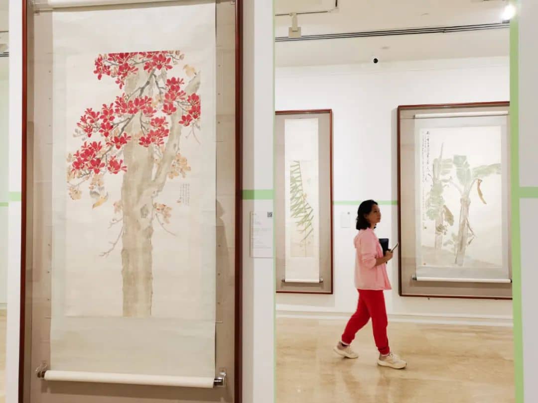 Modern Art Exhibitions