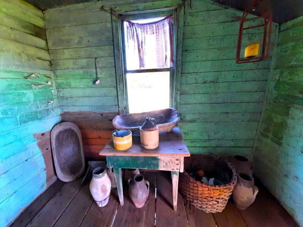 Slave Cabins