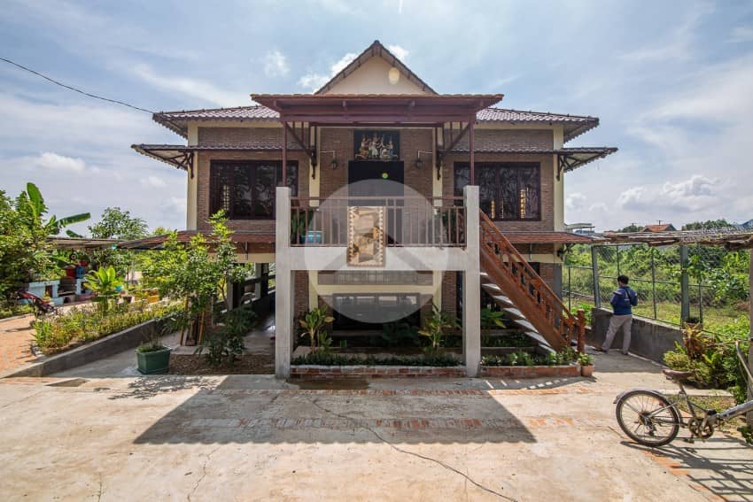Direct Silk Purchases
