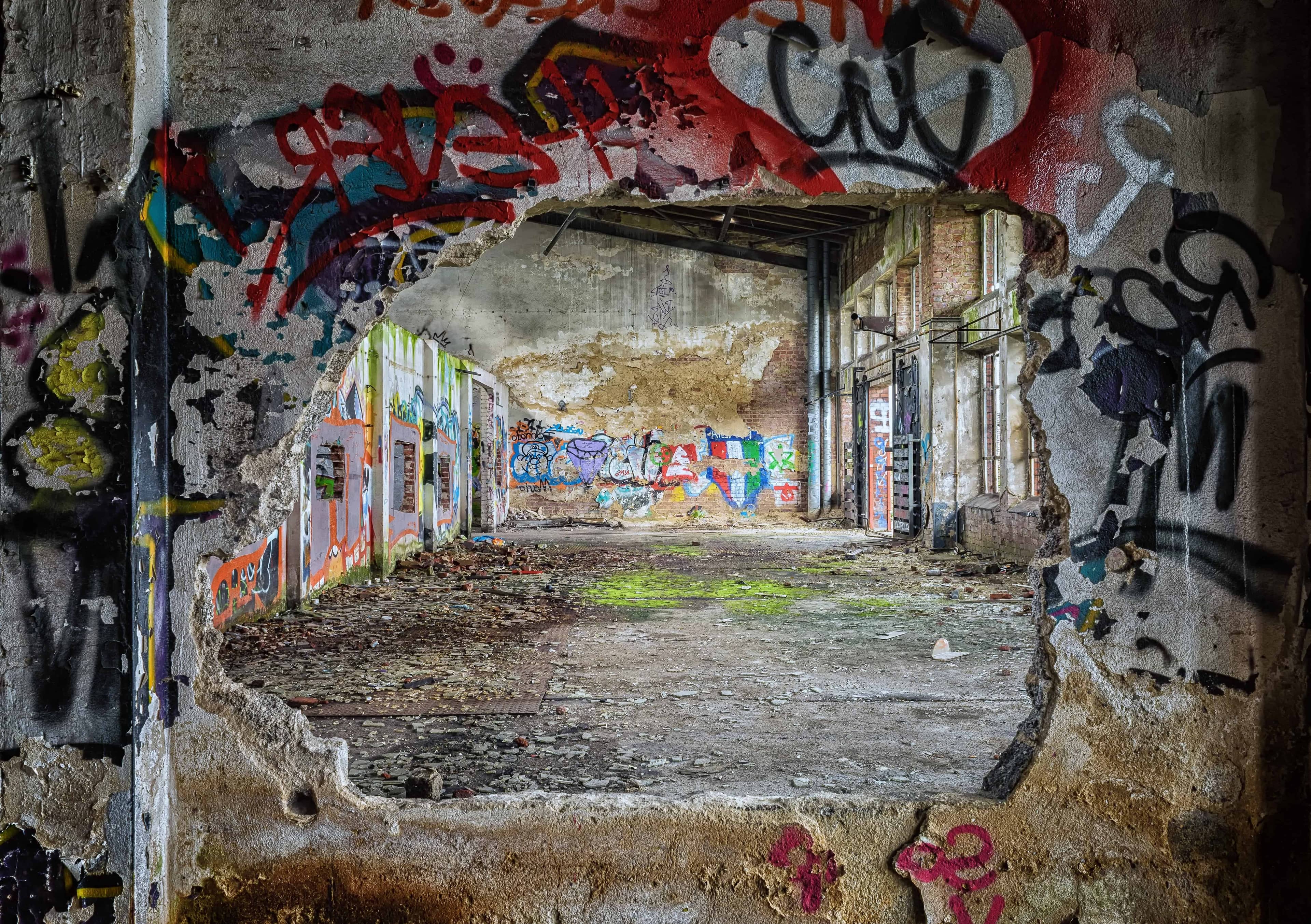 Colorful Walls & Industrial Backdrops