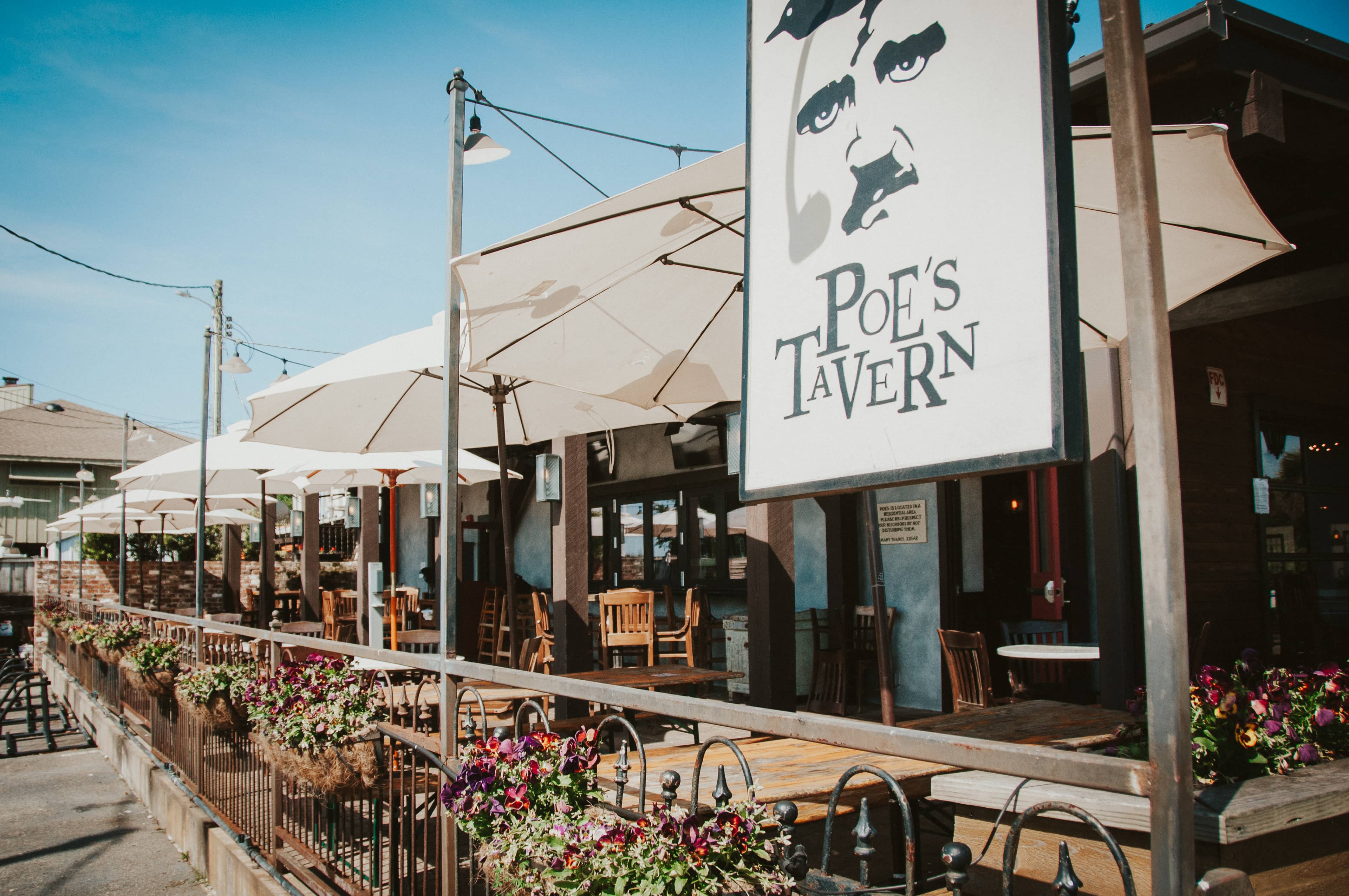 Poe's Tavern
