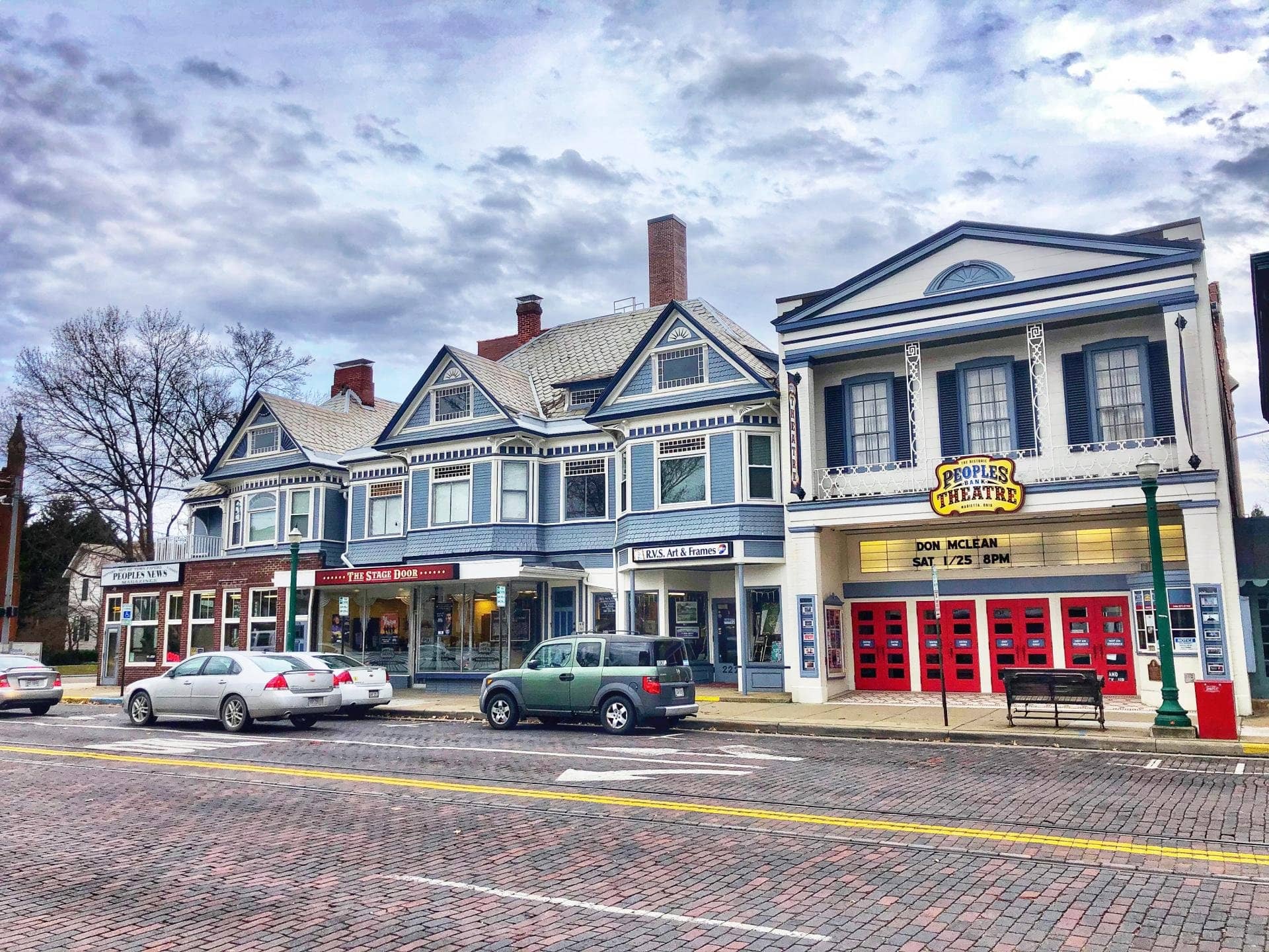Local Boutiques & Vintage Finds