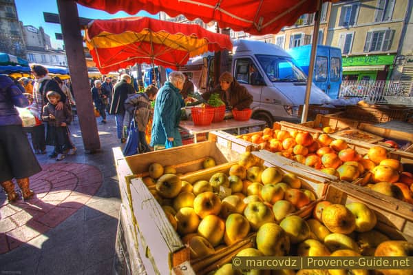 Cours Julien Market