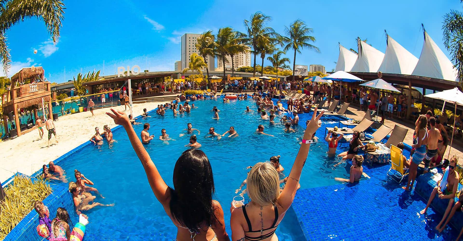 Beach Kiosks & Clubs