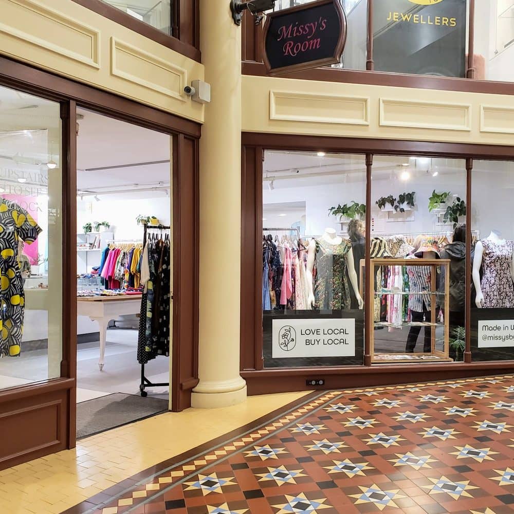 Boutique Shopping Experience