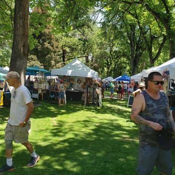 Farmers Markets & Craft Fairs