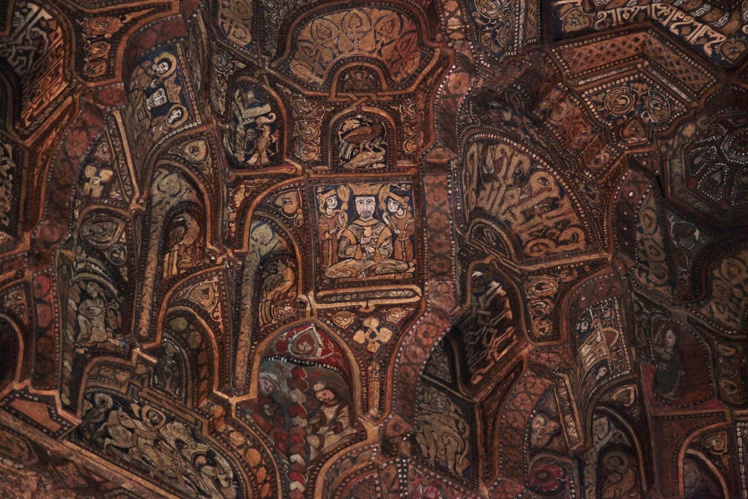Intricate Muqarnas Ceiling