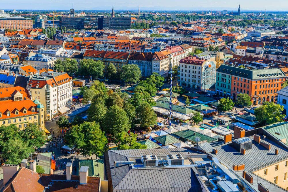 Viktualienmarkt Adjacent Charm