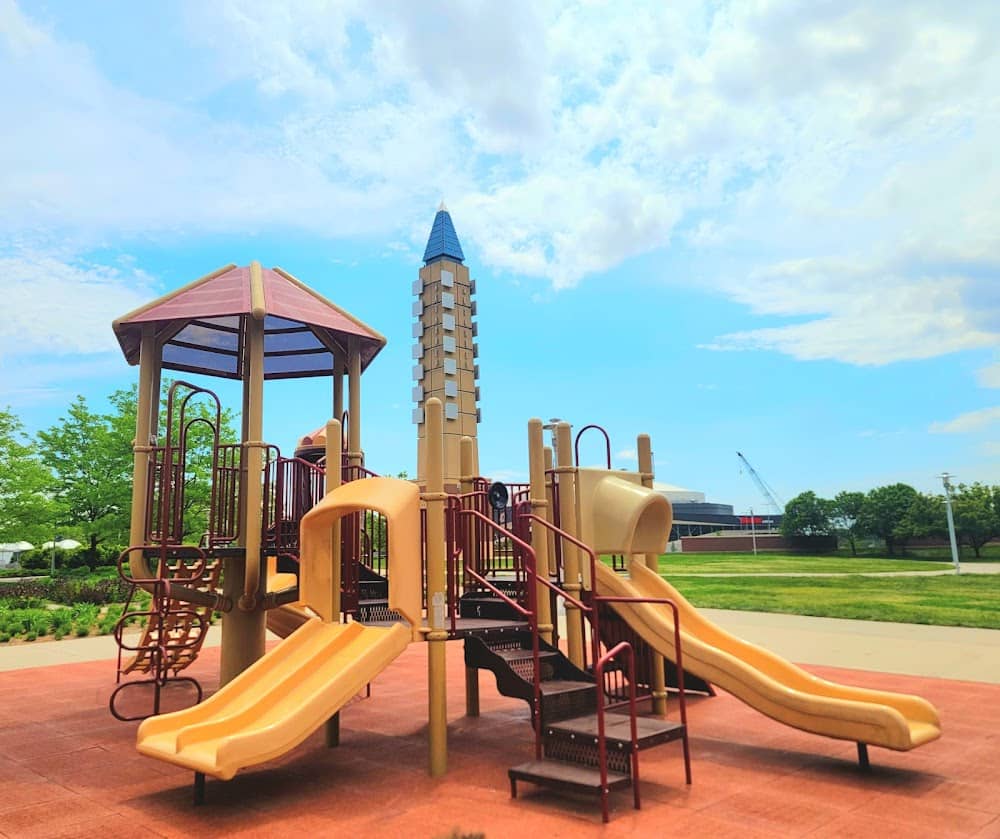 Family Fun & Playgrounds