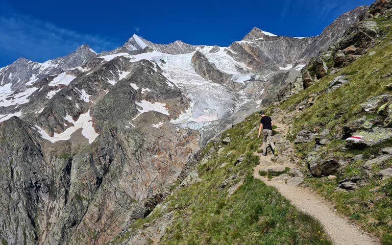 Scenic Hiking Trails