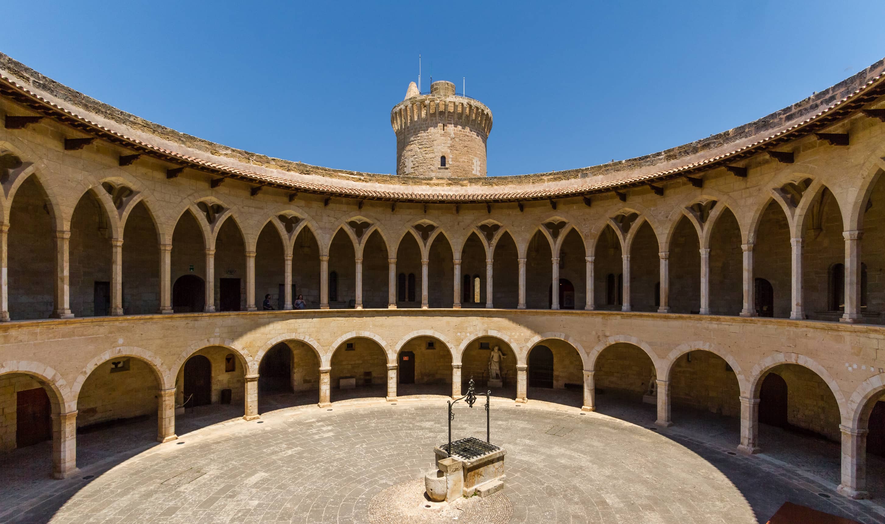 Unique Circular Architecture