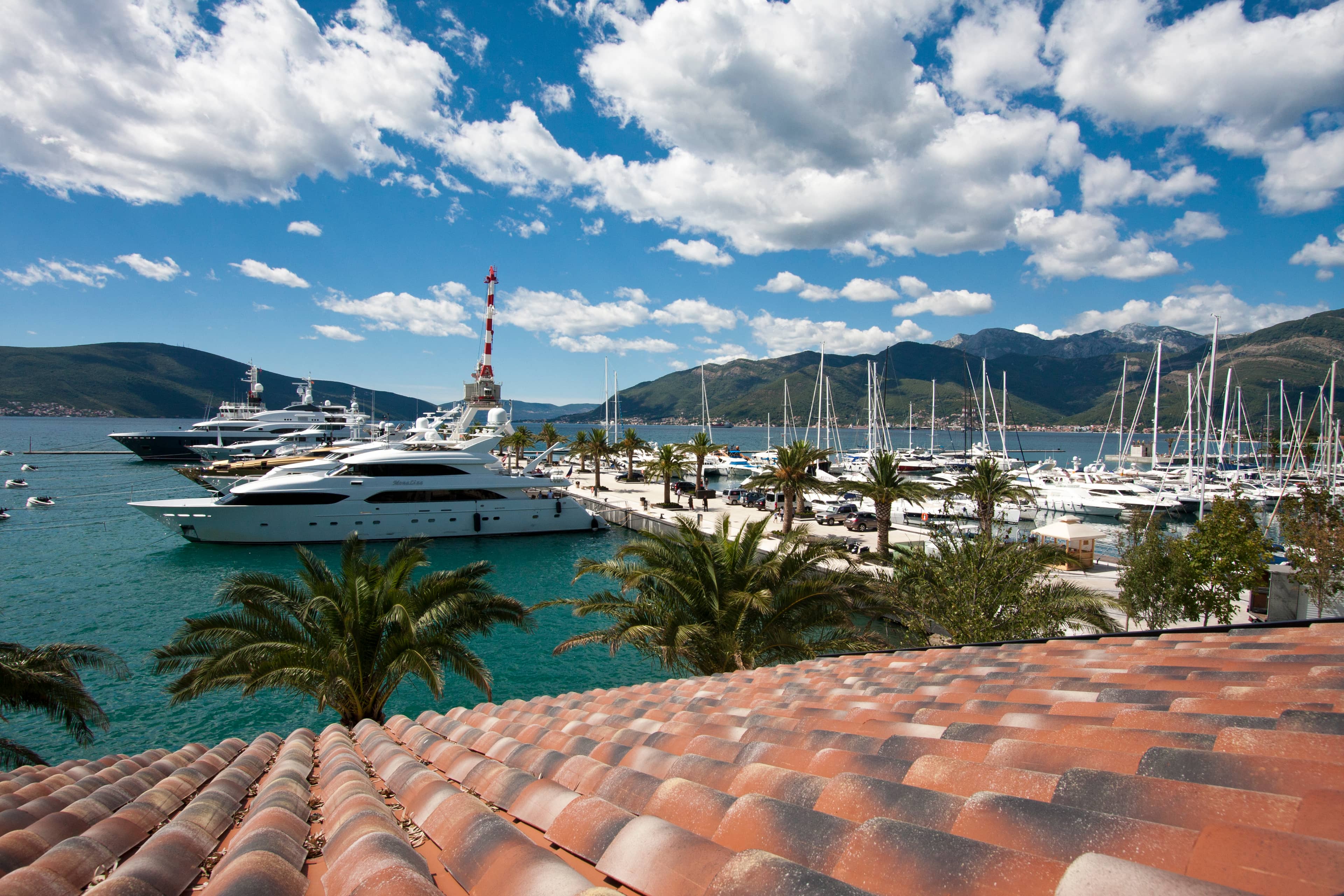 Proximity to Porto Montenegro