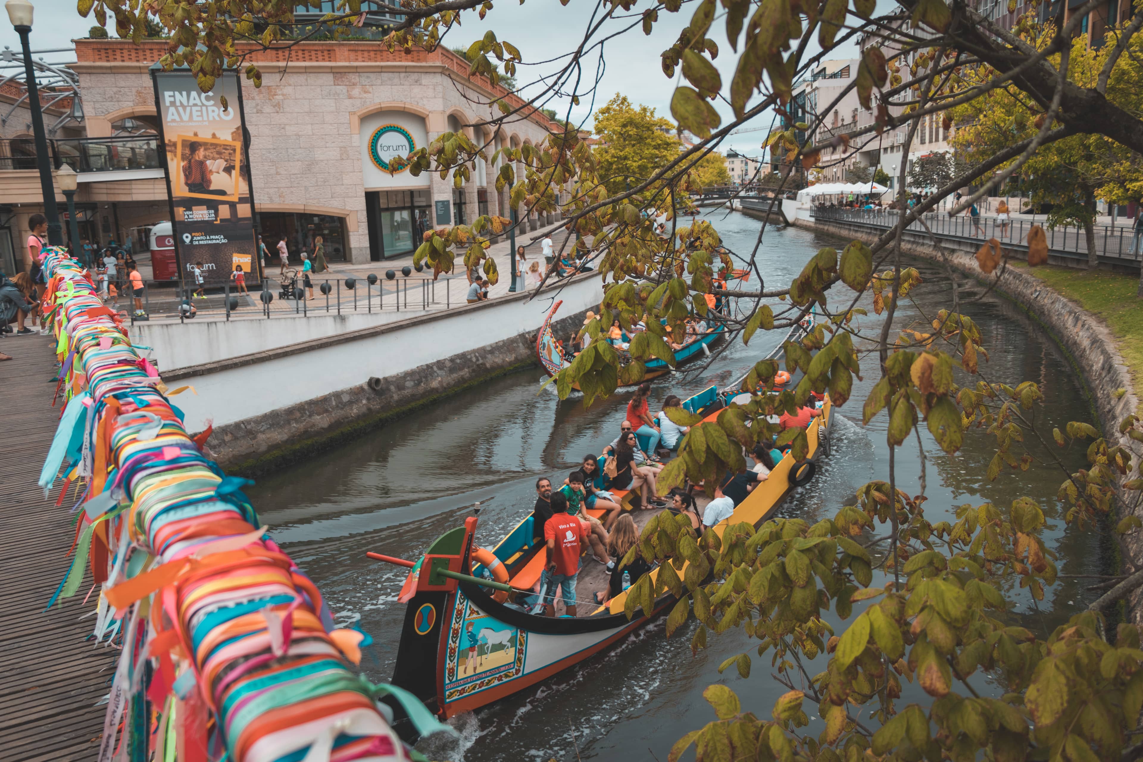 Ponte dos Laços (Bridge of Ribbons)
