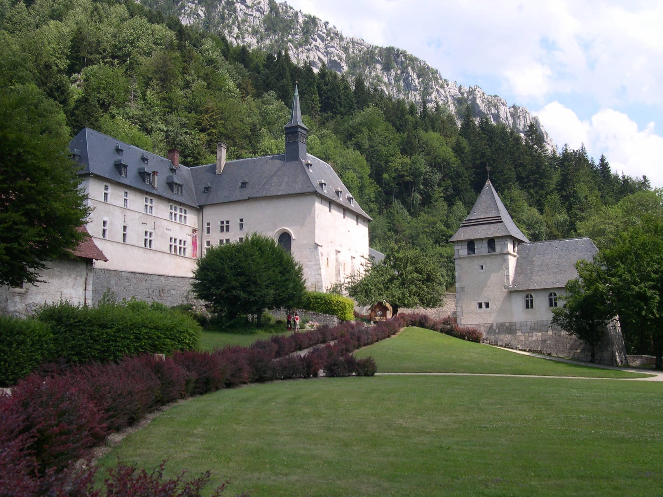 Scenic Road to the Museum
