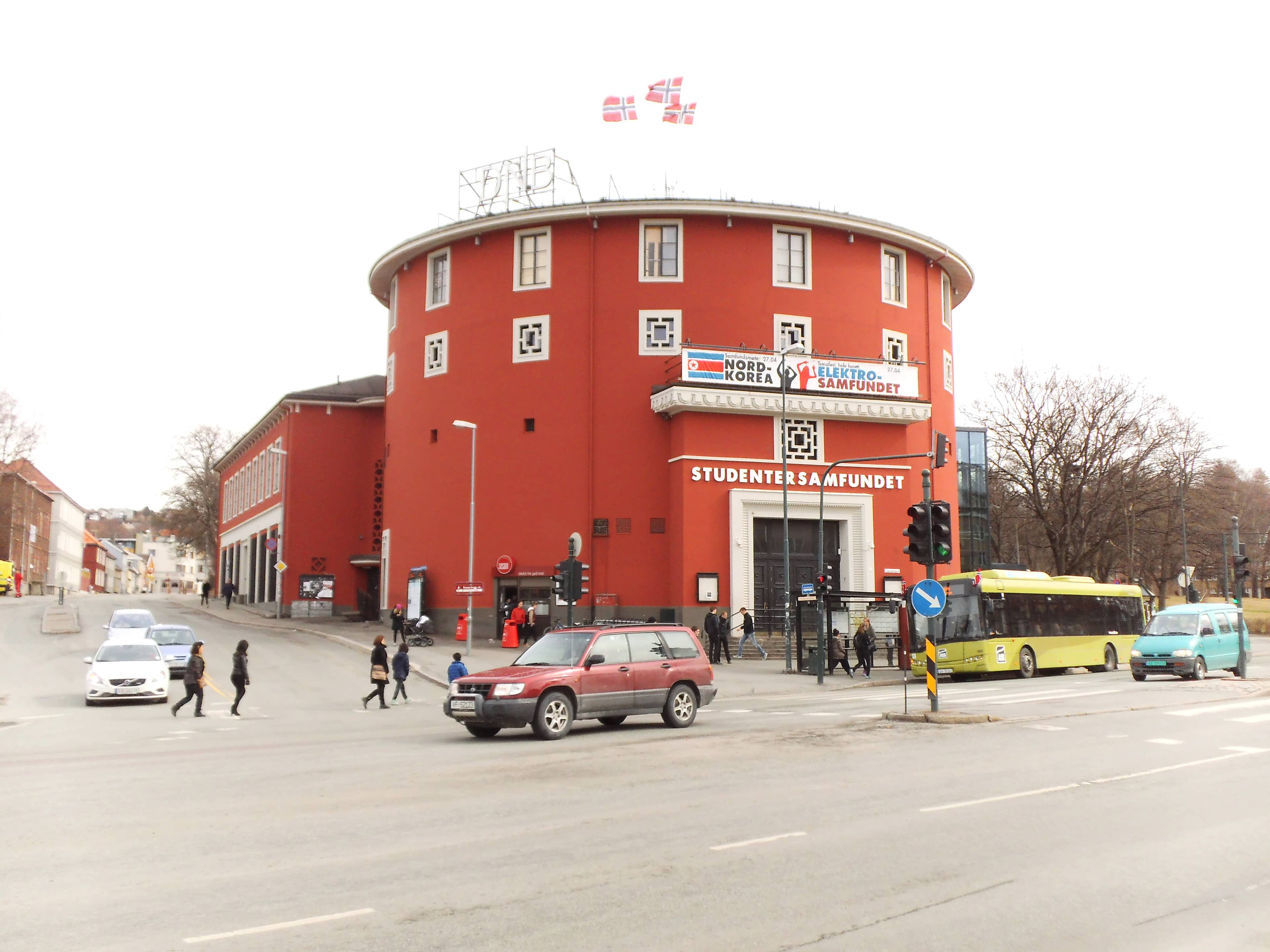 Diverse Bars & Clubs