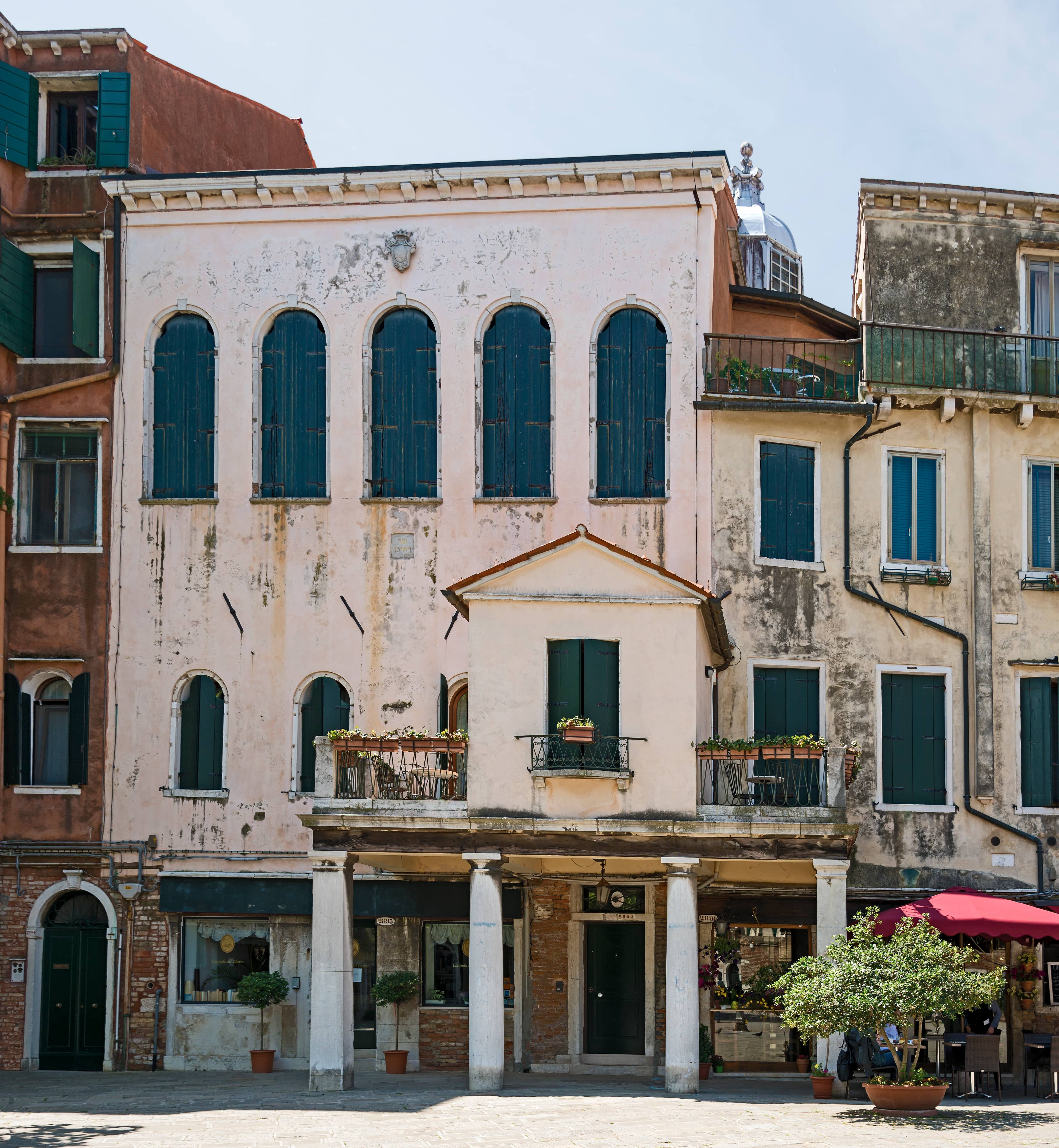 Historic Synagogues