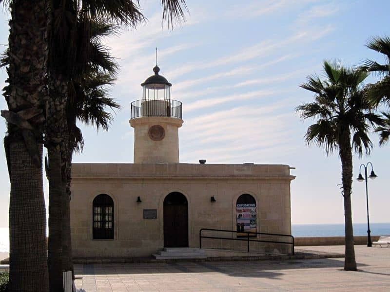 Faro de Roquetas de Mar