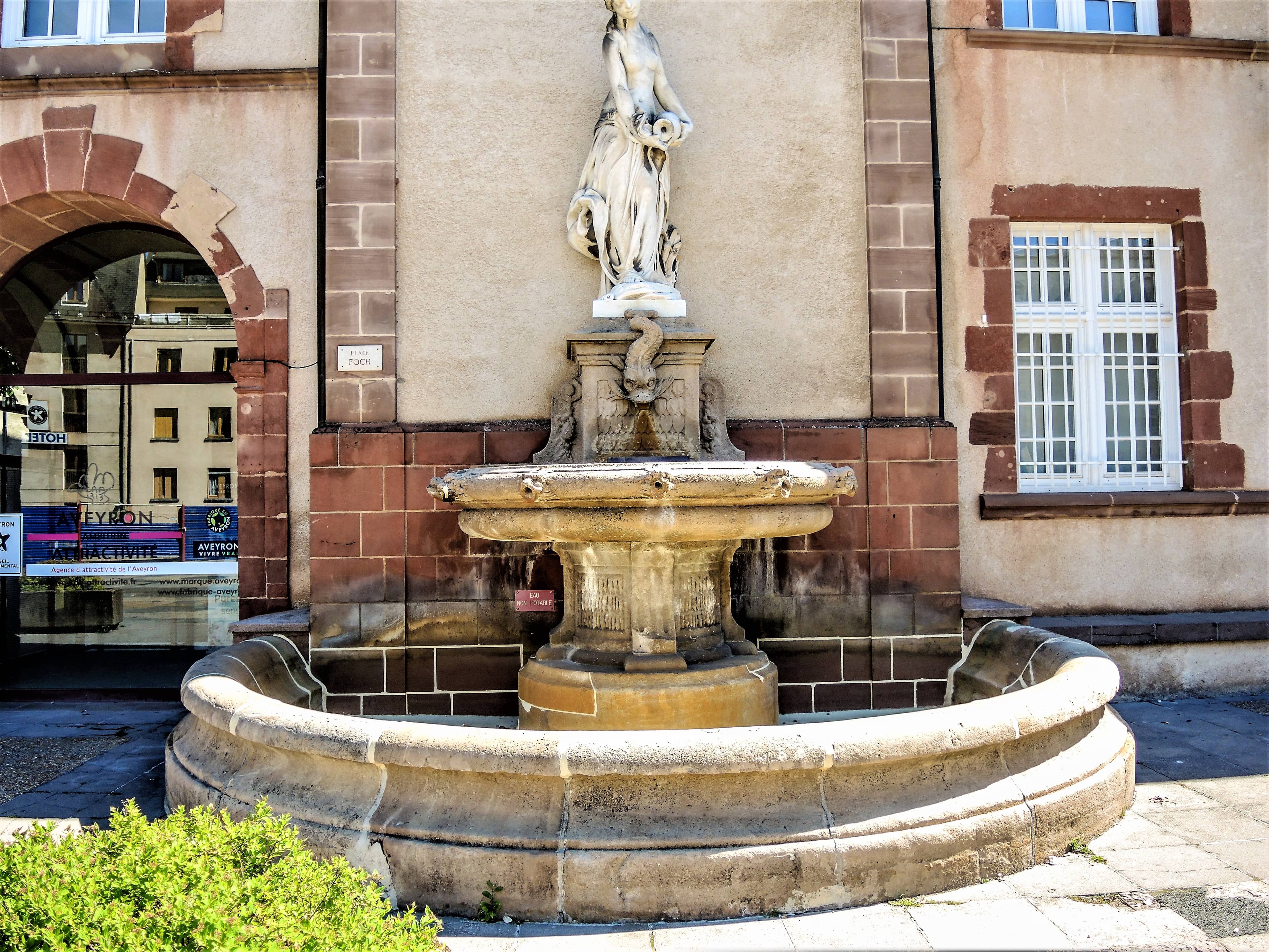 Central Fountain
