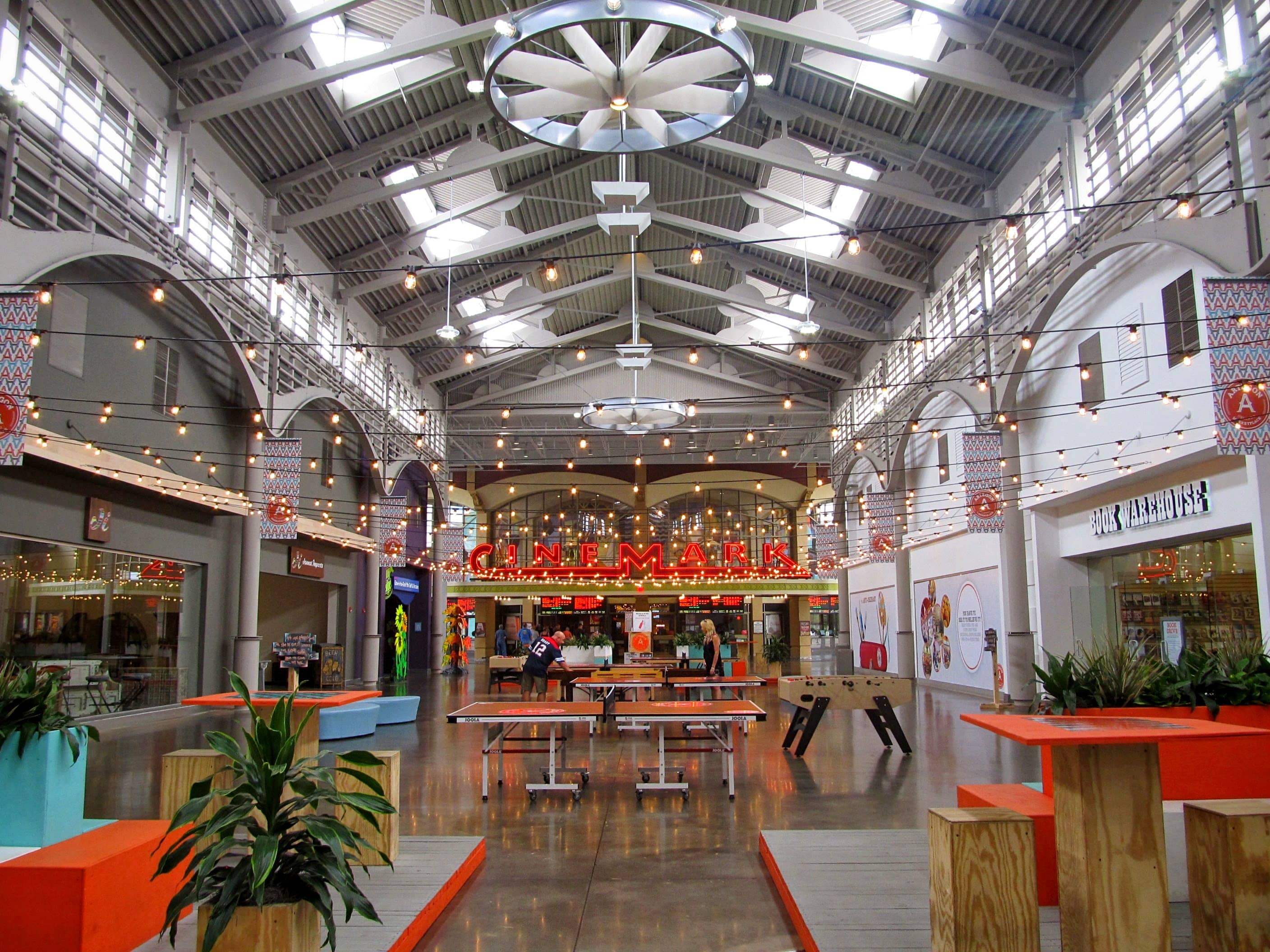 Reconverted Warehouse Ambiance