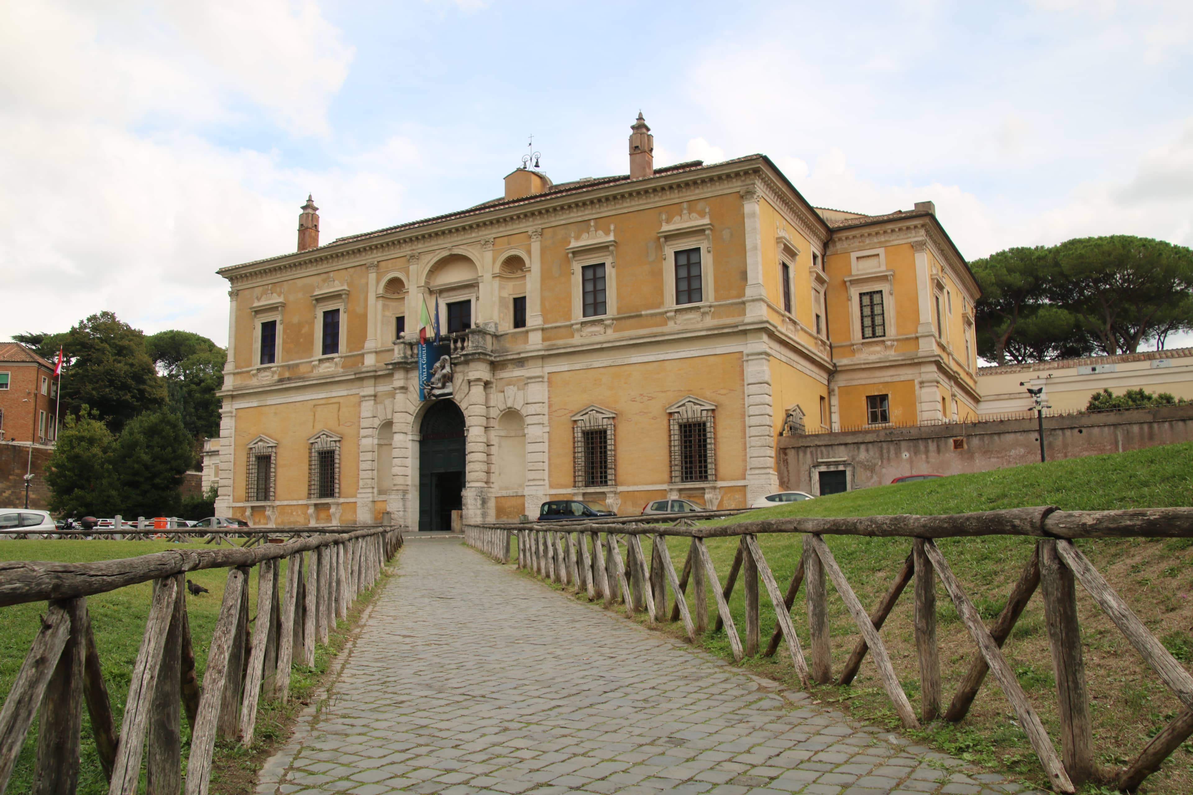 Neoclassical Exedrae