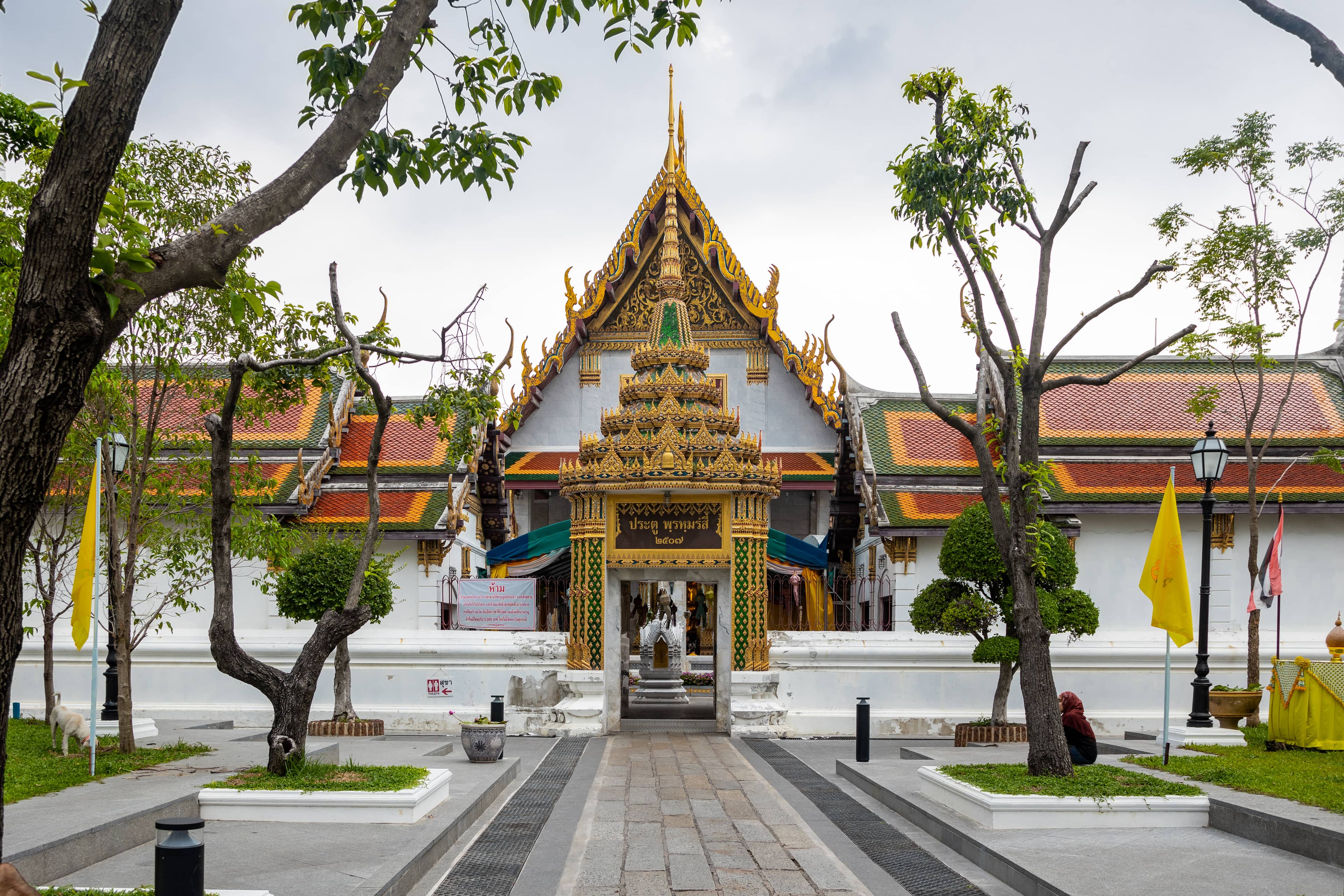 Ornate Temples & Architecture