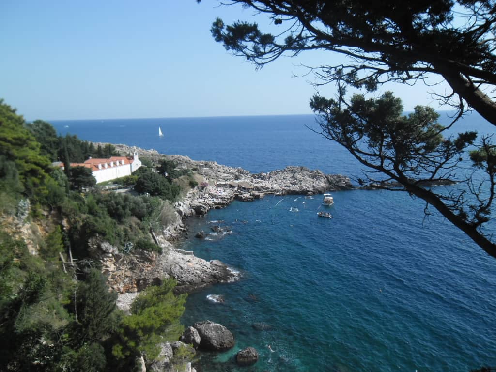 Rocky Sunbathing Platforms