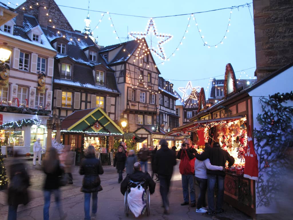 Place Rapp's Vibrant Atmosphere