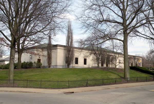 Art Galleries & Exhibitions